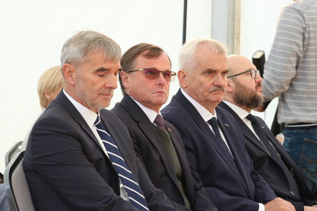 Elektrowina Ostrołęka C: Umowa na przebudowę infrastruktury kolejowej podpisana [04.10.2019] - zdjęcie #39 - eOstroleka.pl