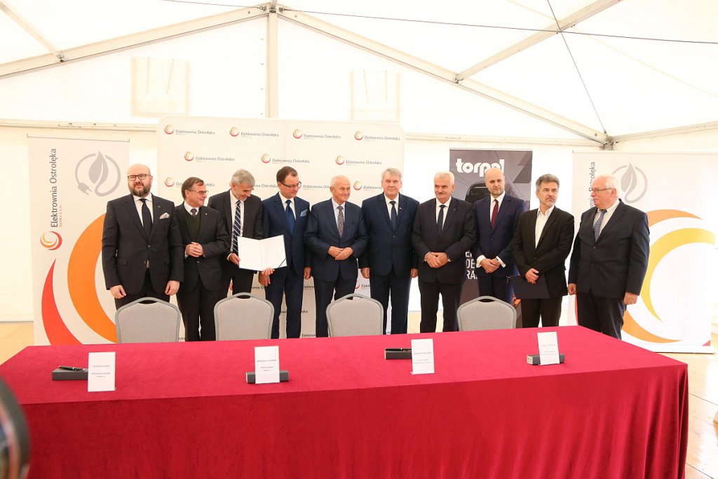 Elektrowina Ostrołęka C: Umowa na przebudowę infrastruktury kolejowej podpisana [04.10.2019] - zdjęcie #7 - eOstroleka.pl