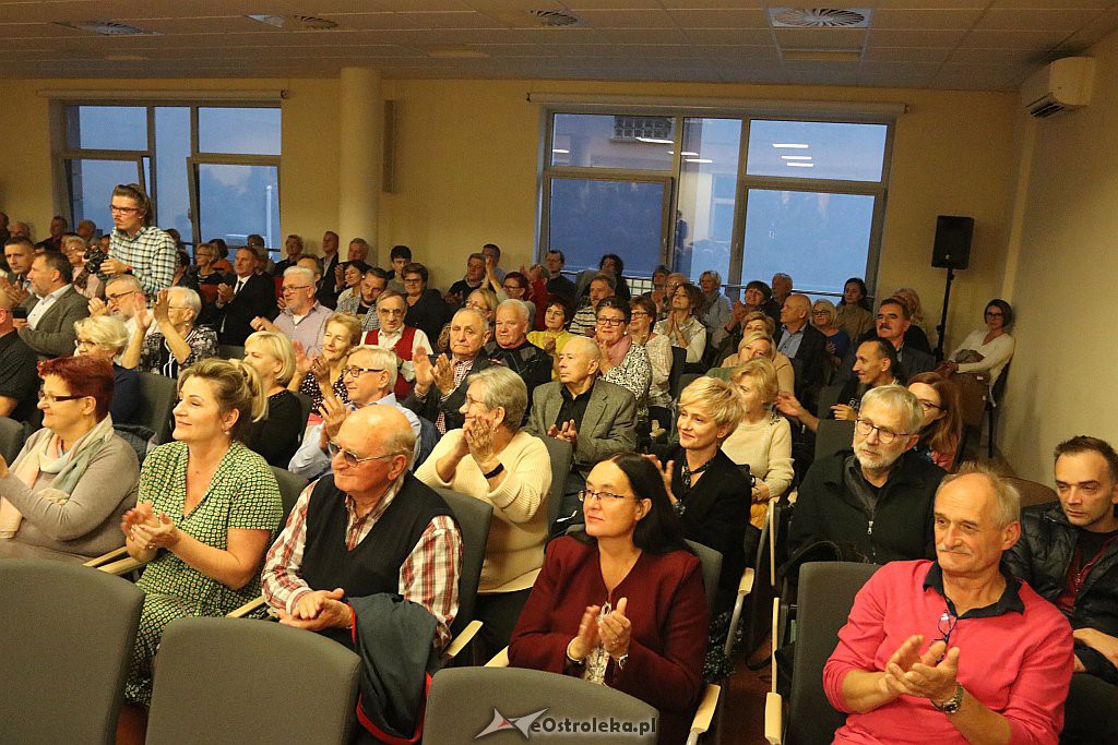 Bronisław Komorowski w Ostrołęce [04.10.2019] - zdjęcie #33 - eOstroleka.pl