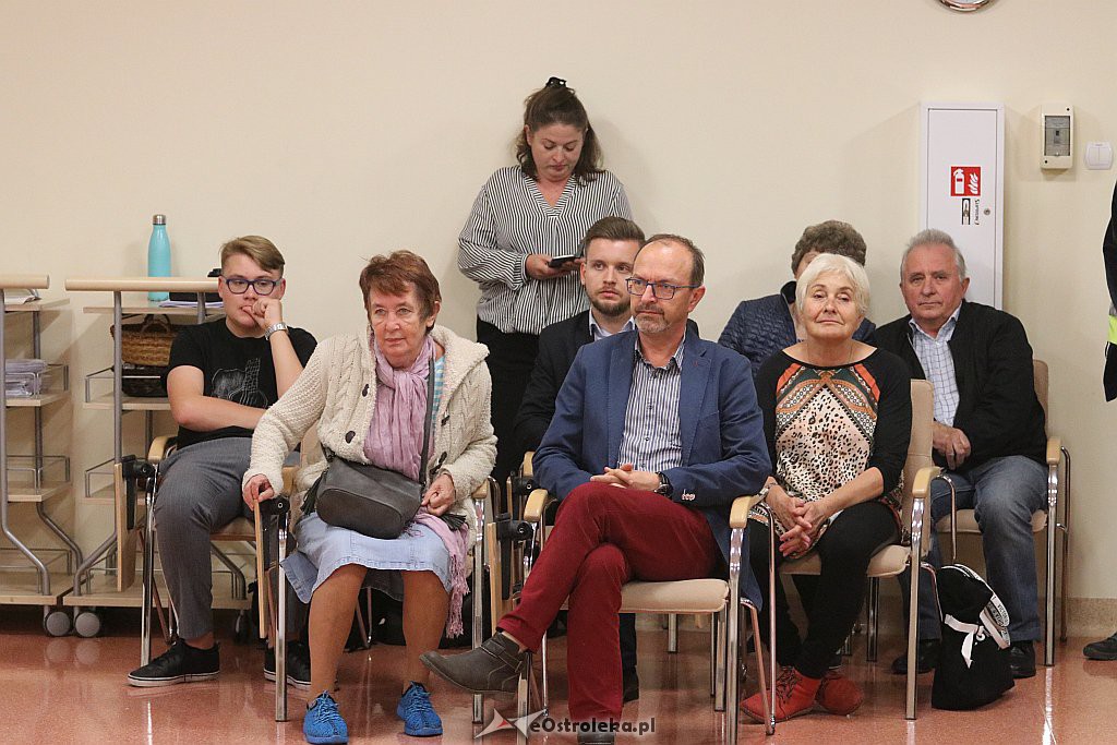 Bronisław Komorowski w Ostrołęce [04.10.2019] - zdjęcie #10 - eOstroleka.pl