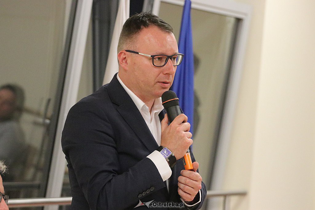 Bronisław Komorowski w Ostrołęce [04.10.2019] - zdjęcie #6 - eOstroleka.pl