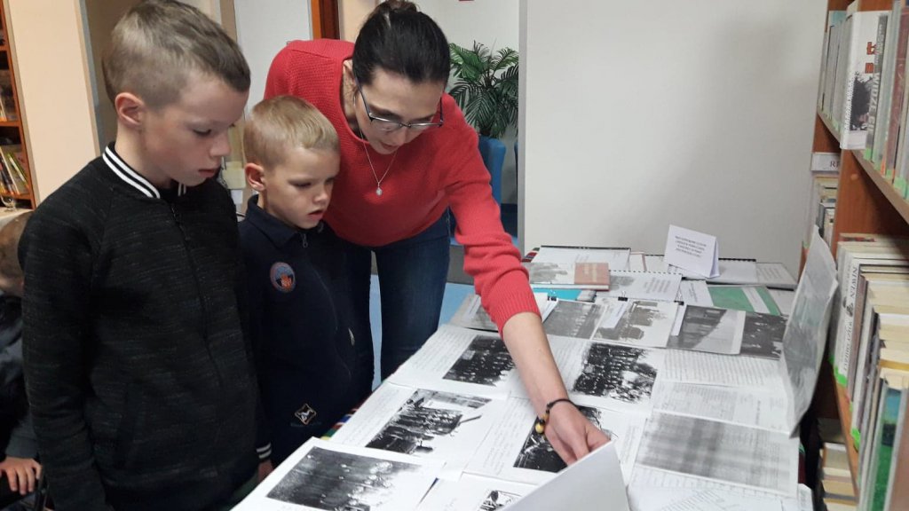 Noc Bibliotek w Myszyńcu [05.10.2019] - zdjęcie #12 - eOstroleka.pl