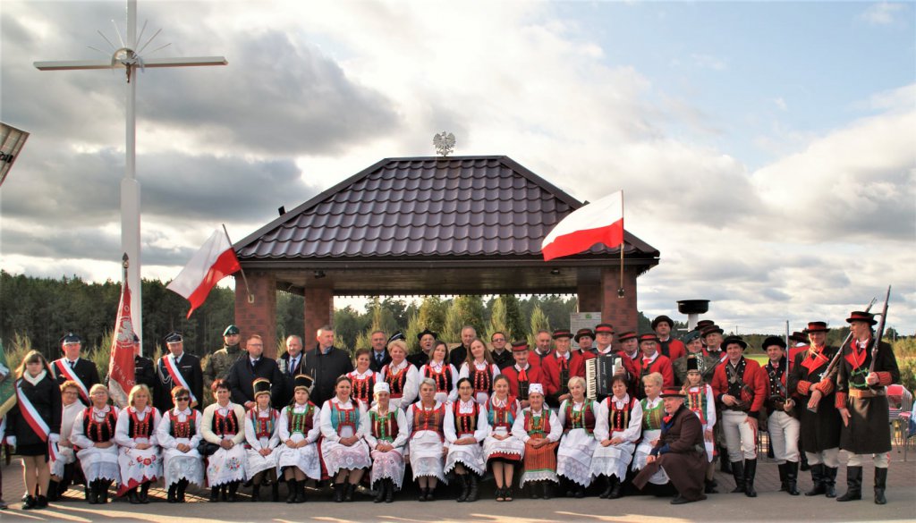 Pusta Noc i 75. rocznica pacyfikacji wsi Bandysie [06.10.2019] - zdjęcie #23 - eOstroleka.pl