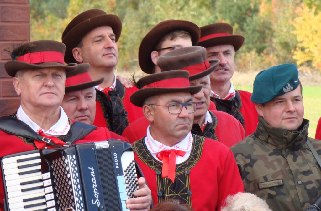 Pusta Noc i 75. rocznica pacyfikacji wsi Bandysie [06.10.2019] - zdjęcie #14 - eOstroleka.pl