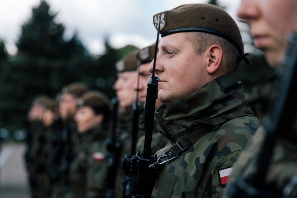 Terytorialsi złożyli przysięgę. Wśród nich nauczycielka w-f z powiatu ostrołęckiego [07.10.2019] - zdjęcie #1 - eOstroleka.pl