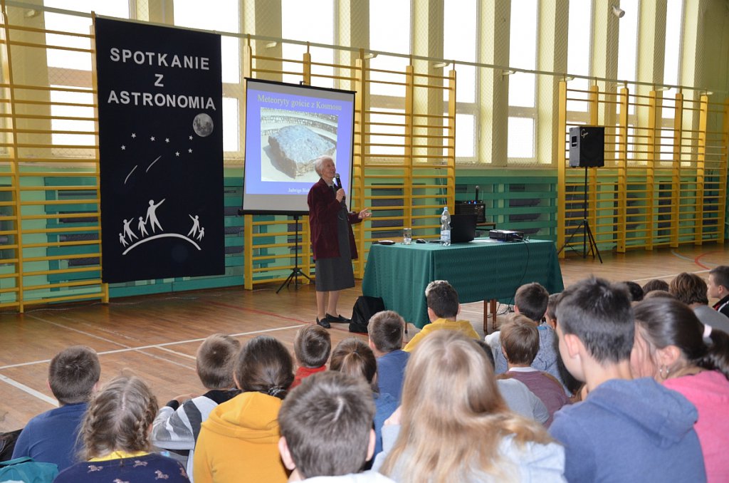 Spotkanie z astronomią w Szkole Podstawowej nr 2 [ZDJĘCIA] - zdjęcie #15 - eOstroleka.pl