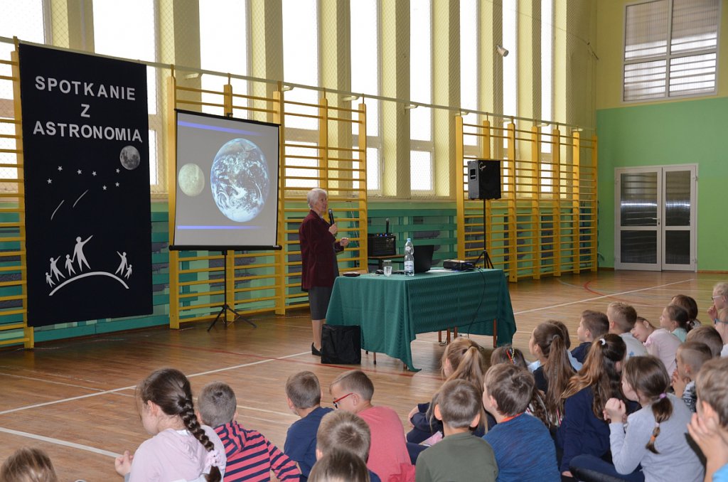 Spotkanie z astronomią w Szkole Podstawowej nr 2 [ZDJĘCIA] - zdjęcie #23 - eOstroleka.pl