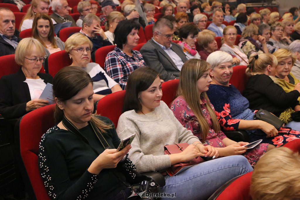 Koncert „Mazowsze w sercu Wolnej Niepodległej” w OCK [09.10.2019] - zdjęcie #9 - eOstroleka.pl