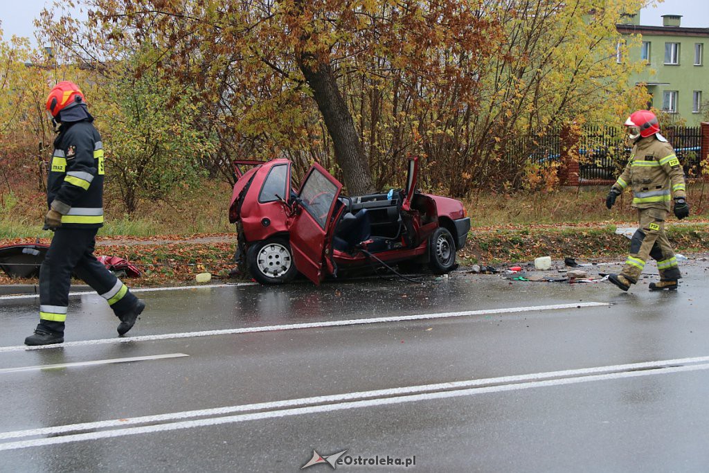Wypadek na Warszawskiej w Ostrołęce [10.10.2019] - zdjęcie #4 - eOstroleka.pl