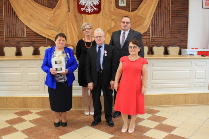 Myszyniec: Wręczono medale za długoletnie pożycie małżeńskie [ZDJĘCIA] - zdjęcie #25 - eOstroleka.pl