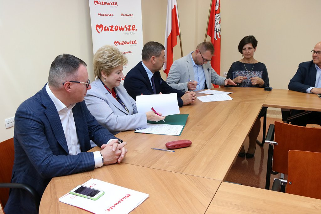 Ponad pół miliona na pracownie informatyczne i językowe dla subregionu ostrołęckiego [10.10.2019] - zdjęcie #25 - eOstroleka.pl