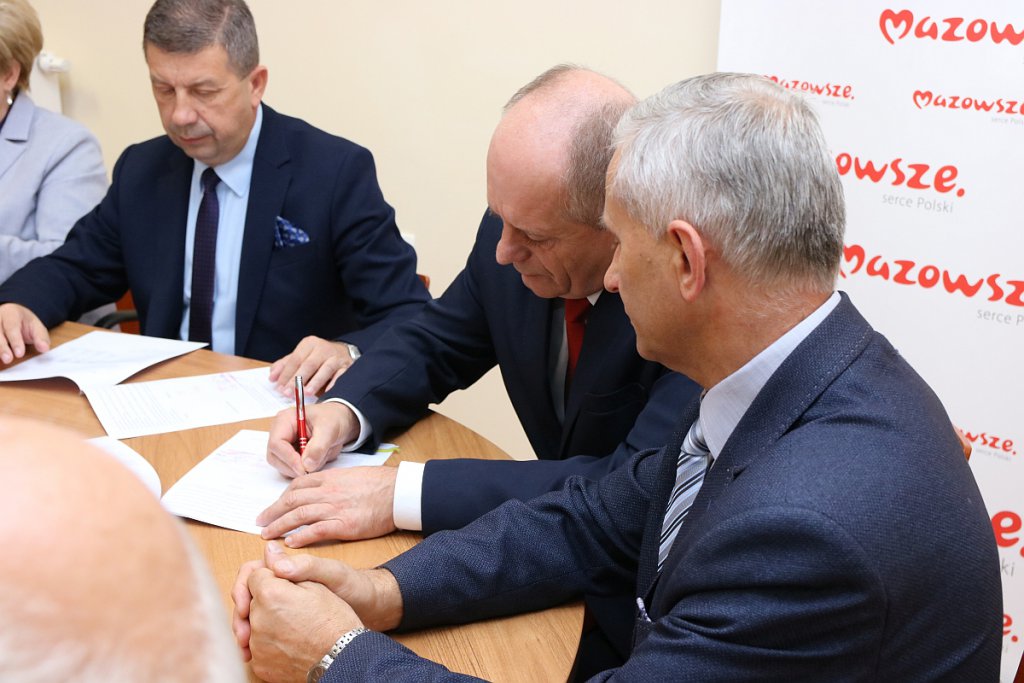 Ponad pół miliona na pracownie informatyczne i językowe dla subregionu ostrołęckiego [10.10.2019] - zdjęcie #17 - eOstroleka.pl