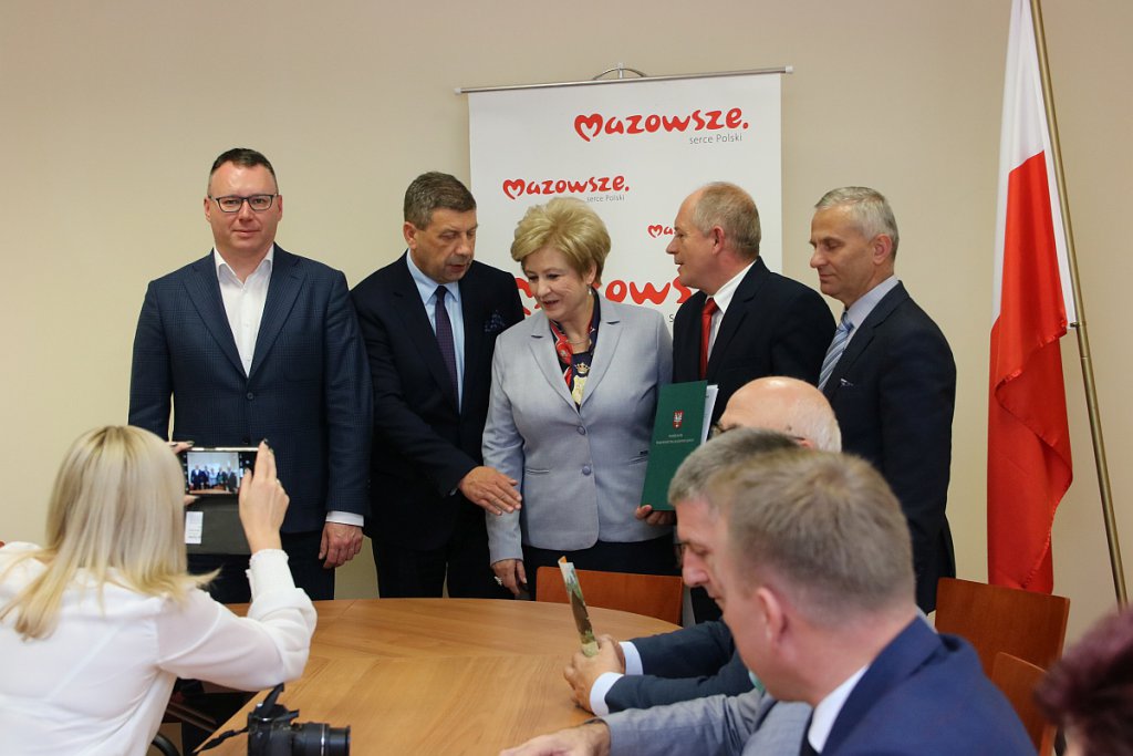 Ponad pół miliona na pracownie informatyczne i językowe dla subregionu ostrołęckiego [10.10.2019] - zdjęcie #15 - eOstroleka.pl