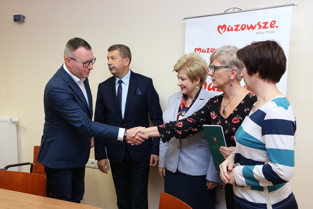 Ponad pół miliona na pracownie informatyczne i językowe dla subregionu ostrołęckiego [10.10.2019] - zdjęcie #27 - eOstroleka.pl