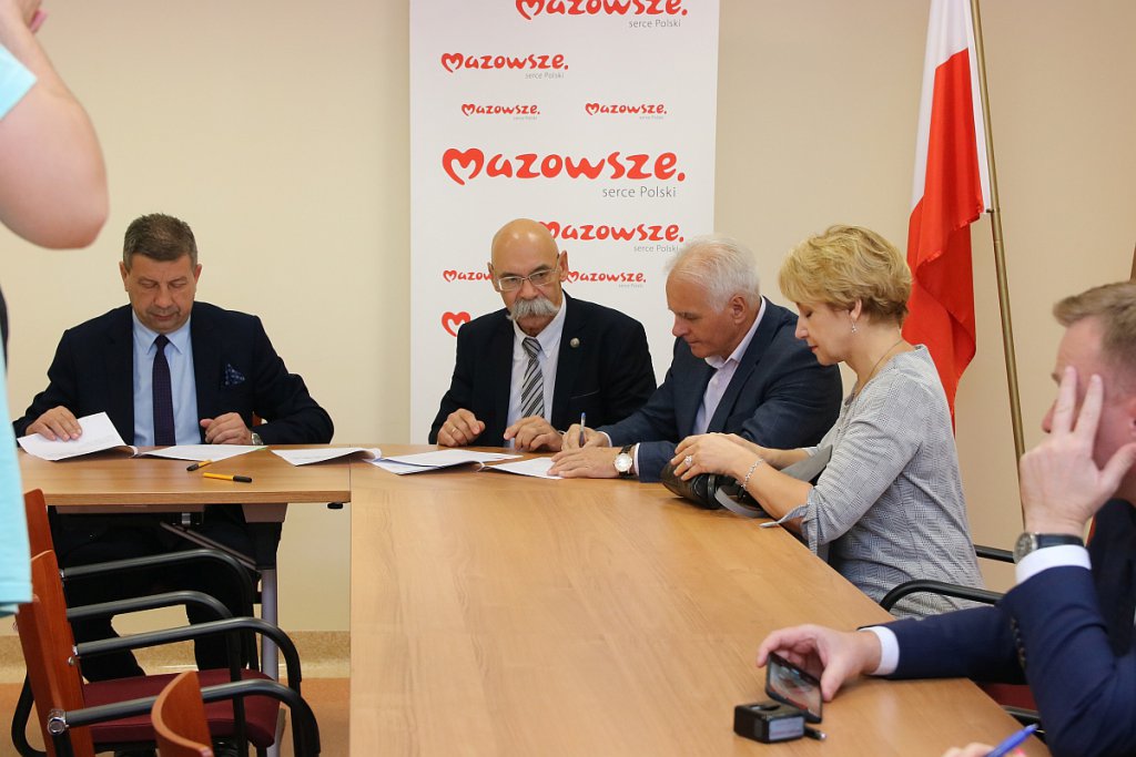 Ponad pół miliona na pracownie informatyczne i językowe dla subregionu ostrołęckiego [10.10.2019] - zdjęcie #7 - eOstroleka.pl