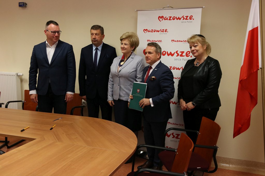 Ponad pół miliona na pracownie informatyczne i językowe dla subregionu ostrołęckiego [10.10.2019] - zdjęcie #36 - eOstroleka.pl