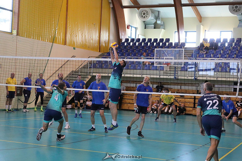 Kurpie Volleyball - drugi dzień turnieju [12.10.2019] - zdjęcie #4 - eOstroleka.pl