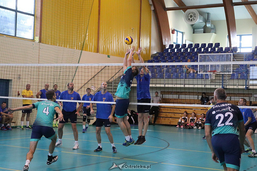 Kurpie Volleyball - drugi dzień turnieju [12.10.2019] - zdjęcie #6 - eOstroleka.pl