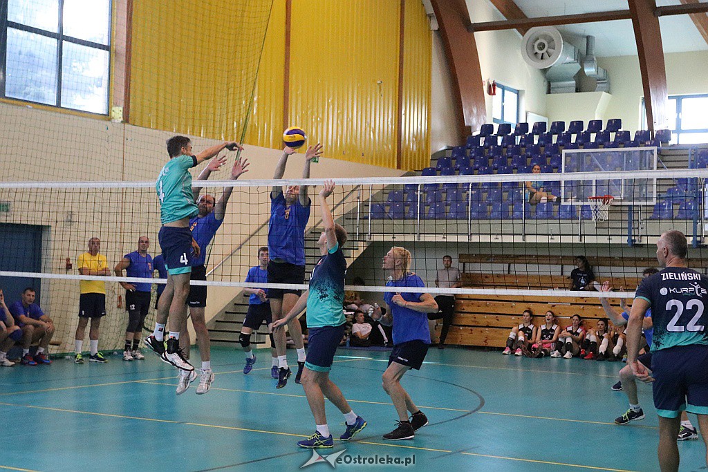 Kurpie Volleyball - drugi dzień turnieju [12.10.2019] - zdjęcie #7 - eOstroleka.pl