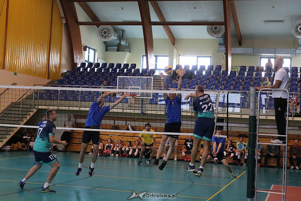 Kurpie Volleyball - drugi dzień turnieju [12.10.2019] - zdjęcie #10 - eOstroleka.pl