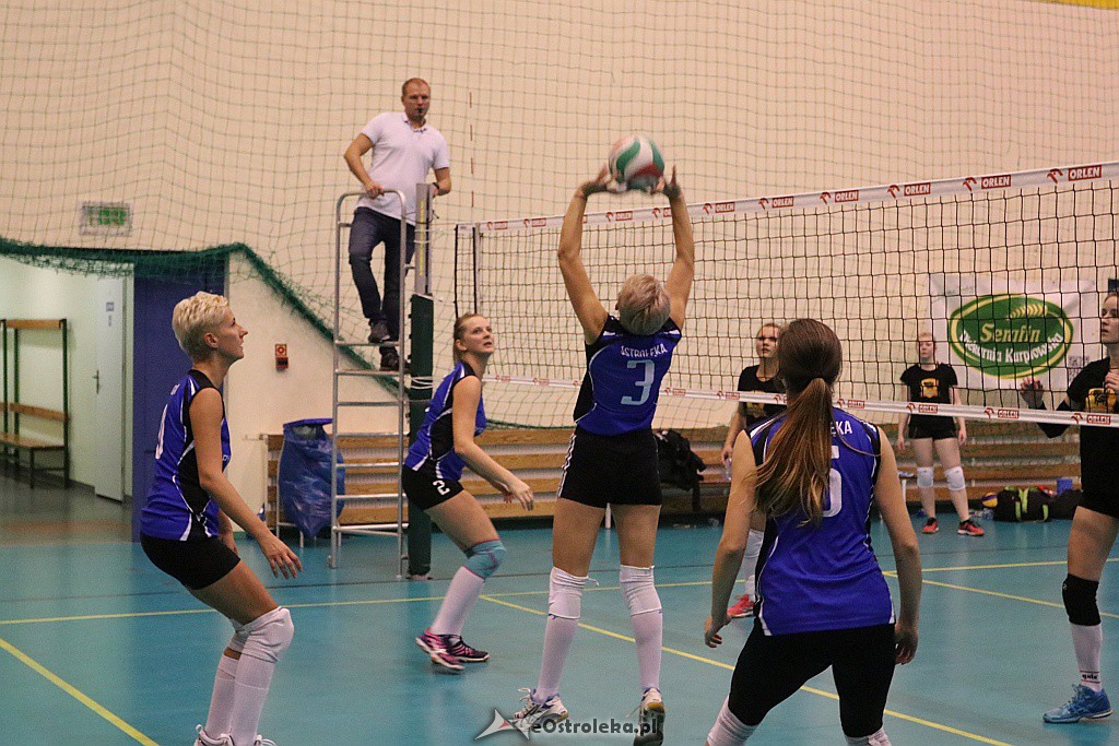 Kurpie Volleyball - drugi dzień turnieju [12.10.2019] - zdjęcie #30 - eOstroleka.pl