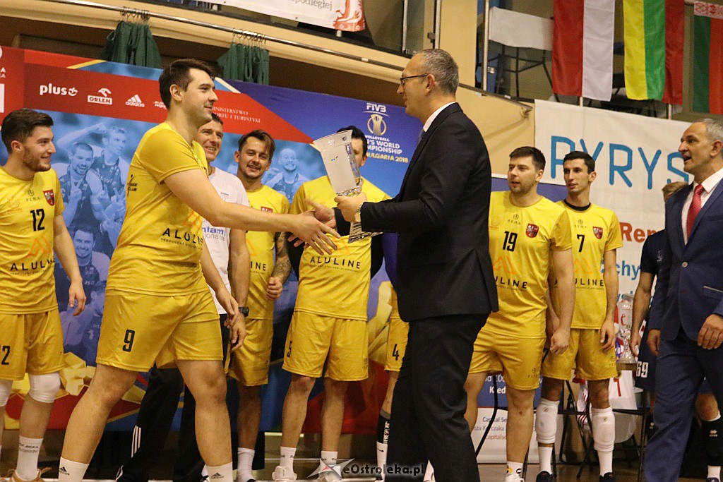 Kurpie Volleyball - drugi dzień turnieju [12.10.2019] - zdjęcie #7 - eOstroleka.pl