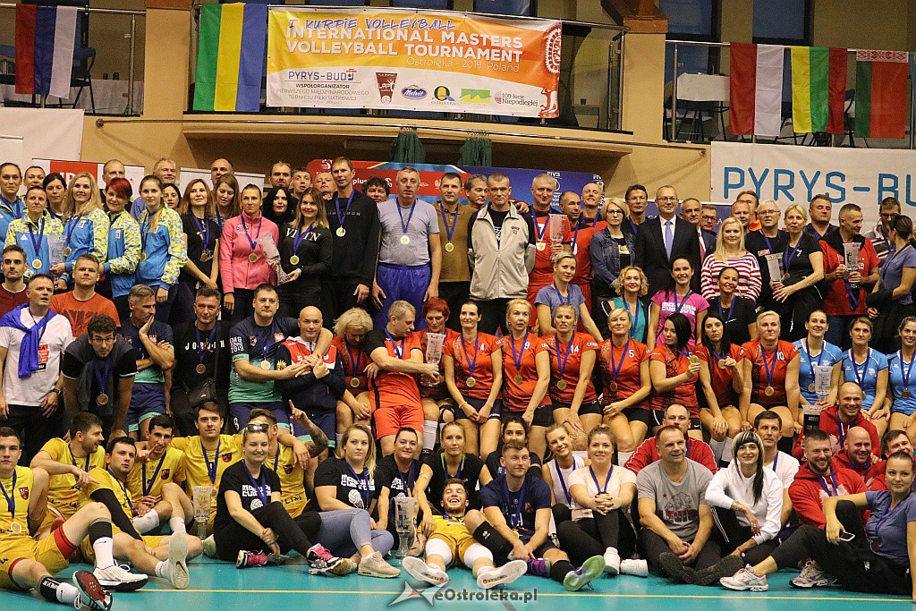 Kurpie Volleyball - drugi dzień turnieju [12.10.2019] - zdjęcie #4 - eOstroleka.pl
