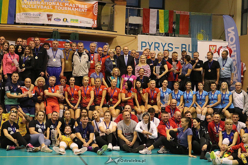 Kurpie Volleyball - drugi dzień turnieju [12.10.2019] - zdjęcie #70 - eOstroleka.pl