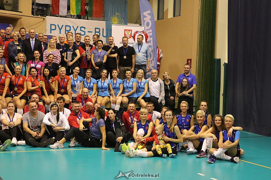 Kurpie Volleyball - drugi dzień turnieju [12.10.2019] - zdjęcie #2 - eOstroleka.pl