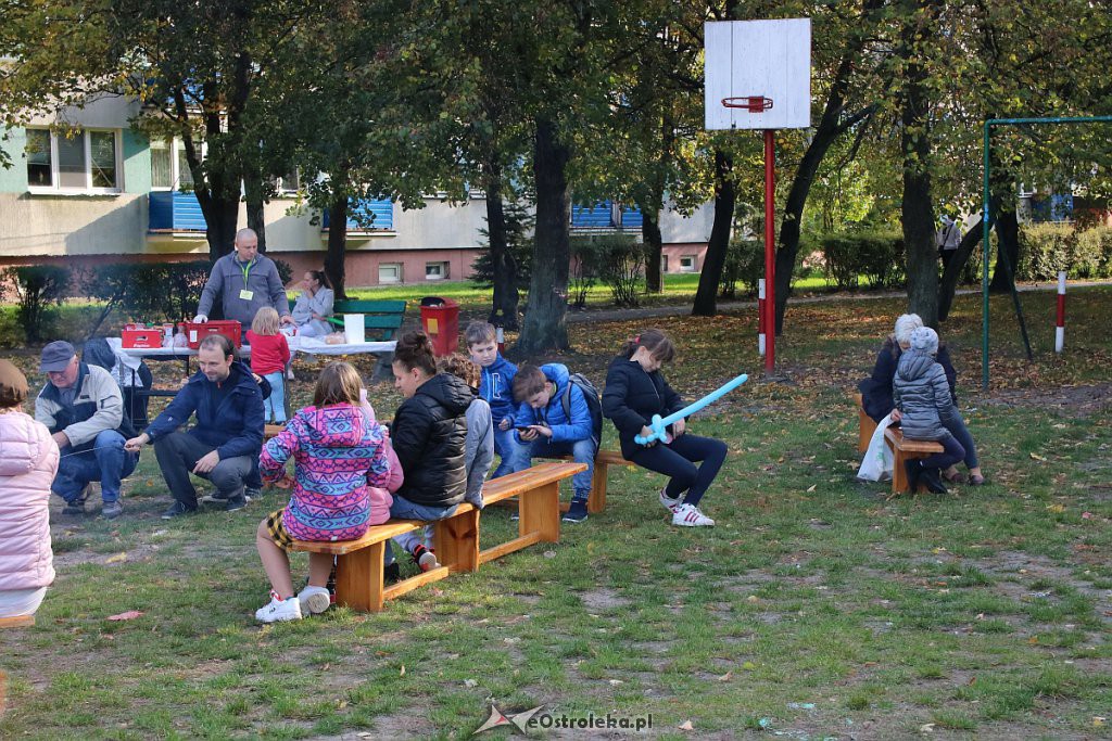Rodzinne ognisko z Radą Osiedla Starosty Kosa [14.10.2019] - zdjęcie #4 - eOstroleka.pl