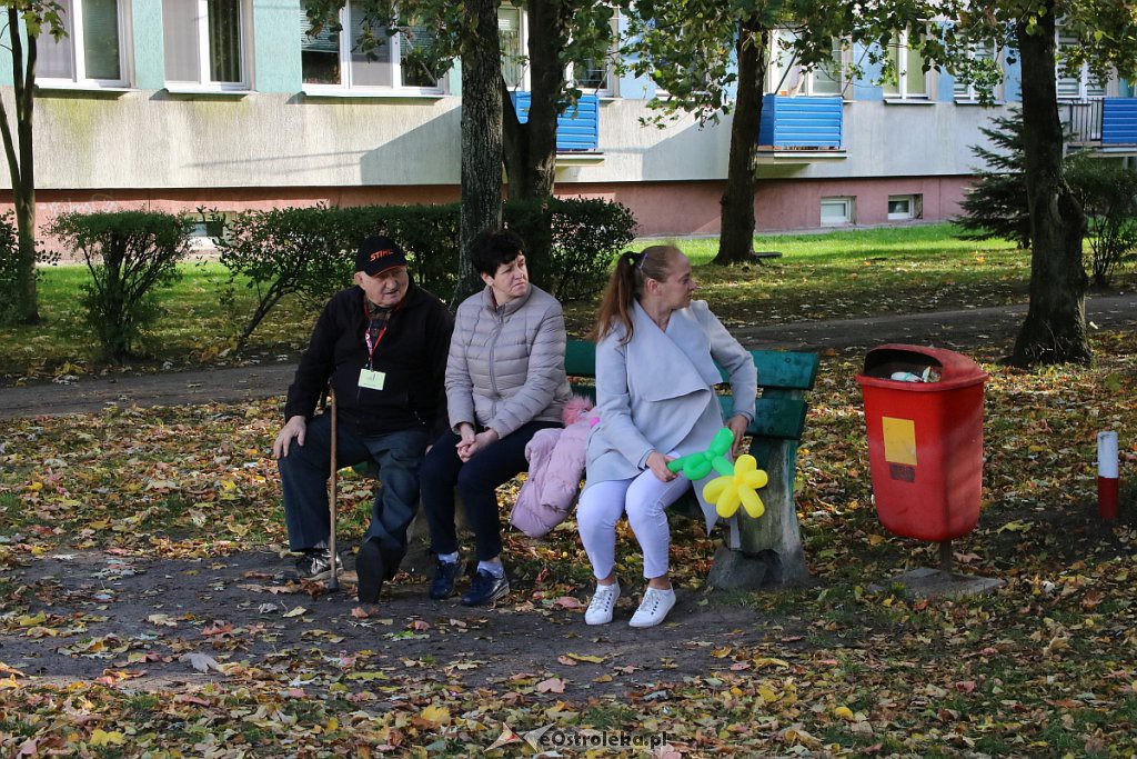 Rodzinne ognisko z Radą Osiedla Starosty Kosa [14.10.2019] - zdjęcie #20 - eOstroleka.pl