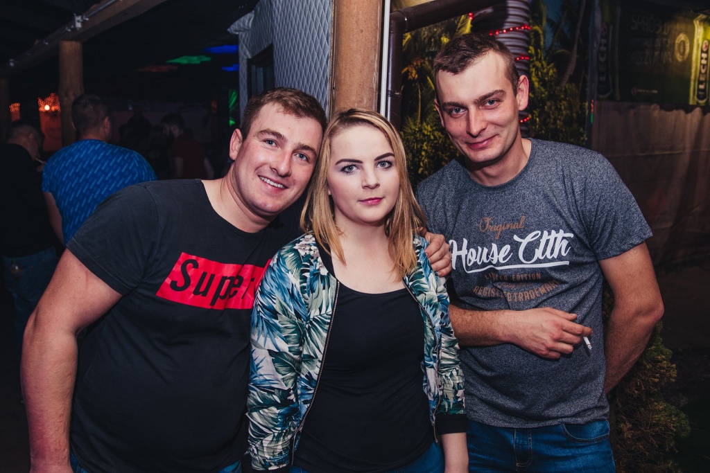Laserowe Show w Clubie Ibiza Zalesie [16.10.2019] - zdjęcie #4 - eOstroleka.pl