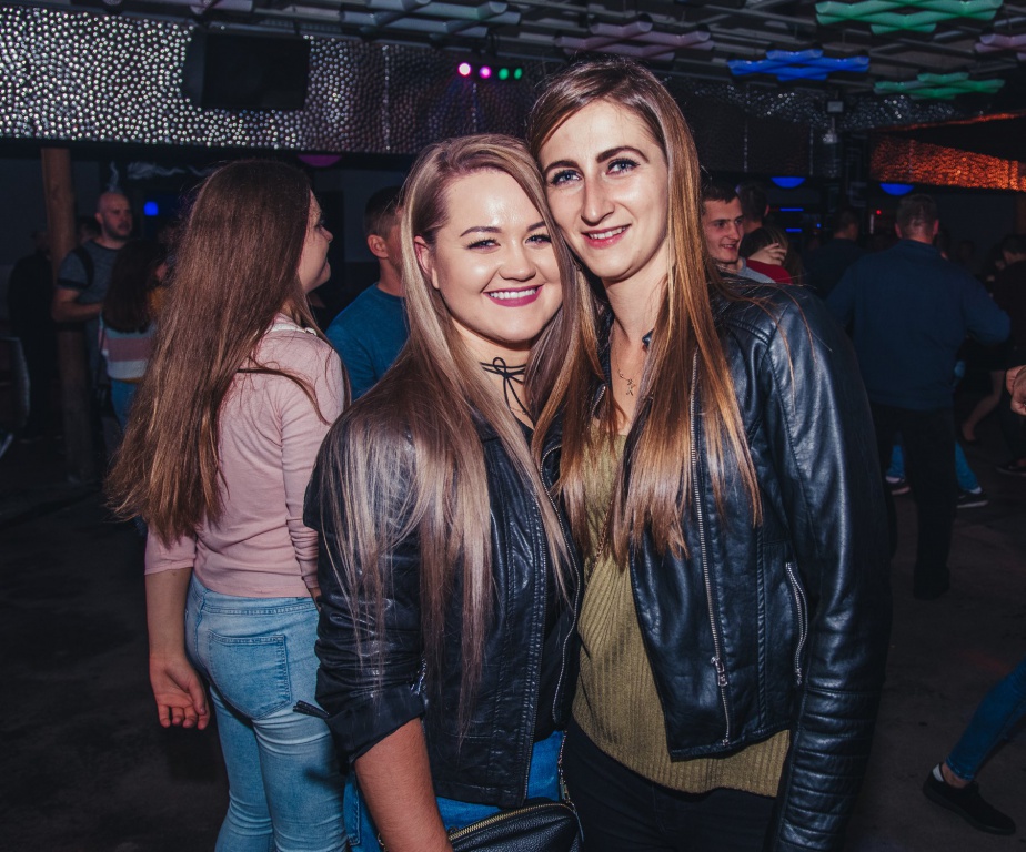 Laserowe Show w Clubie Ibiza Zalesie [16.10.2019] - zdjęcie #10 - eOstroleka.pl