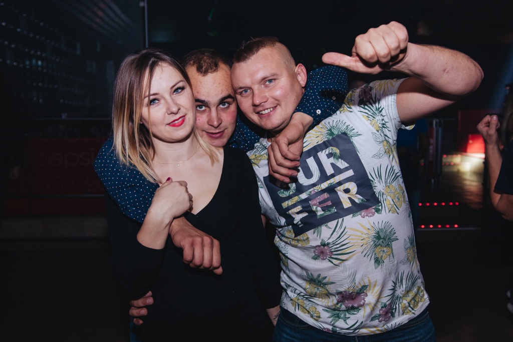 Laserowe Show w Clubie Ibiza Zalesie [16.10.2019] - zdjęcie #23 - eOstroleka.pl