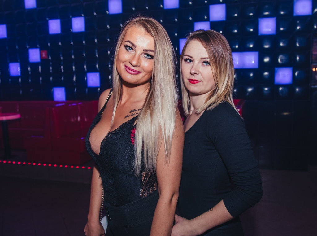 Laserowe Show w Clubie Ibiza Zalesie [16.10.2019] - zdjęcie #24 - eOstroleka.pl