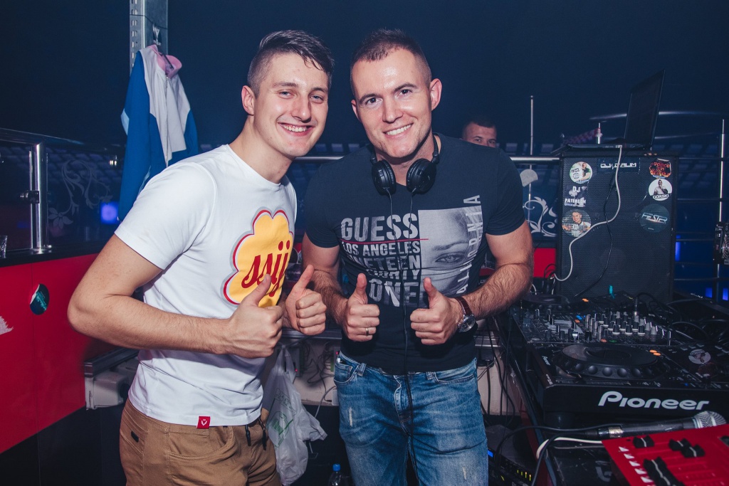 Laserowe Show w Clubie Ibiza Zalesie [16.10.2019] - zdjęcie #28 - eOstroleka.pl