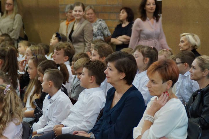 Dzień Edukacji Narodowej w ostrołęckiej „piątce” [14.10.2019] - zdjęcie #23 - eOstroleka.pl