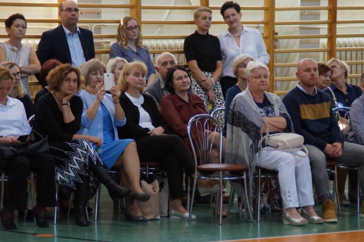 Dzień Edukacji Narodowej w ostrołęckiej „piątce” [14.10.2019] - zdjęcie #25 - eOstroleka.pl