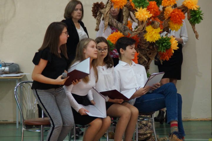 Dzień Edukacji Narodowej w ostrołęckiej „piątce” [14.10.2019] - zdjęcie #17 - eOstroleka.pl