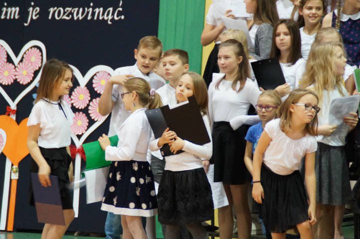 Dzień Edukacji Narodowej w ostrołęckiej „piątce” [14.10.2019] - zdjęcie #88 - eOstroleka.pl