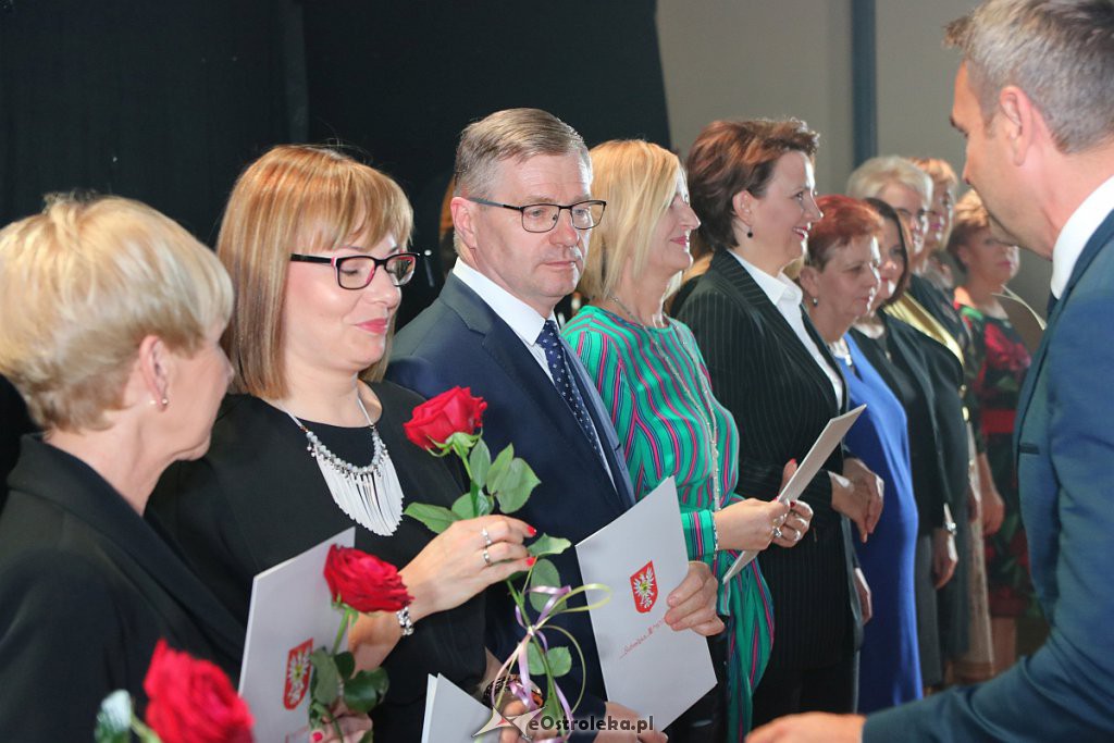 Koncertowy Dzień Nauczyciela [17.10.2019] - zdjęcie #77 - eOstroleka.pl
