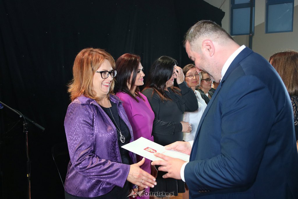 Koncertowy Dzień Nauczyciela [17.10.2019] - zdjęcie #62 - eOstroleka.pl