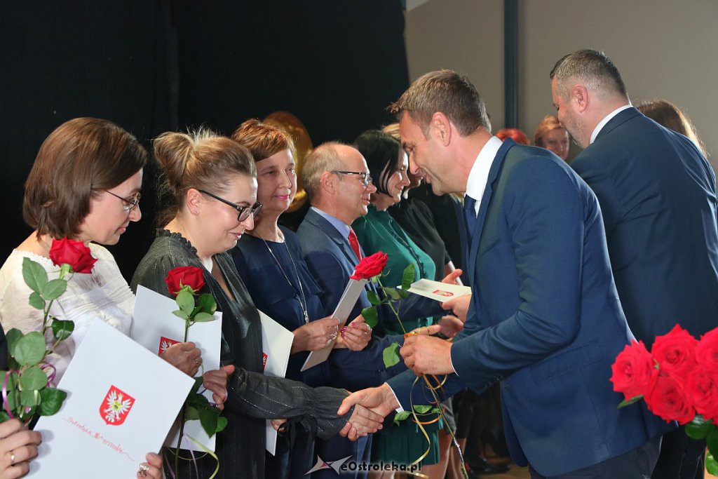 Koncertowy Dzień Nauczyciela [17.10.2019] - zdjęcie #55 - eOstroleka.pl