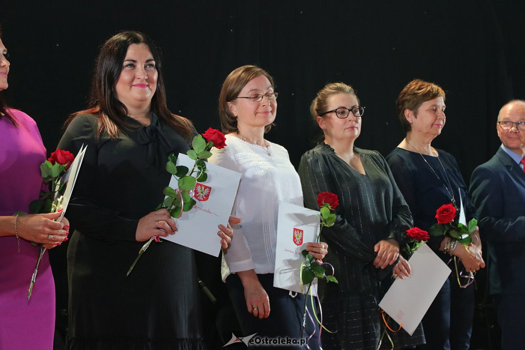Koncertowy Dzień Nauczyciela [17.10.2019] - zdjęcie #47 - eOstroleka.pl