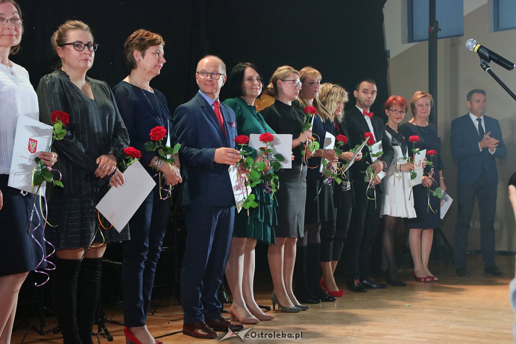 Koncertowy Dzień Nauczyciela [17.10.2019] - zdjęcie #46 - eOstroleka.pl