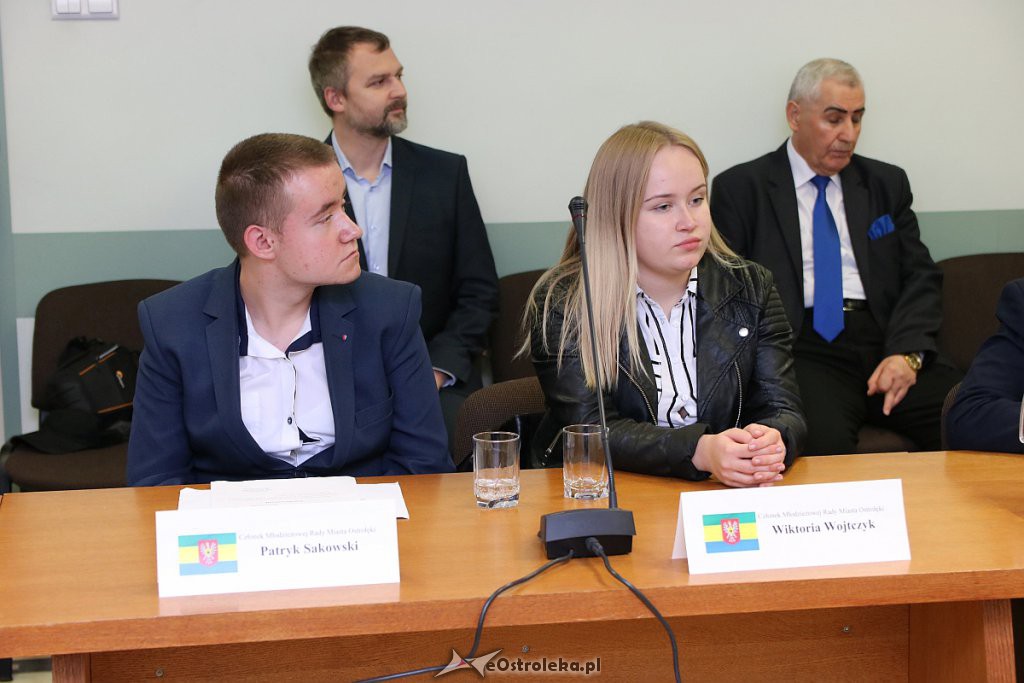 I sesja Młodzieżowej Rady Miasta w Ostrołęce [18.10.2019] - zdjęcie #22 - eOstroleka.pl