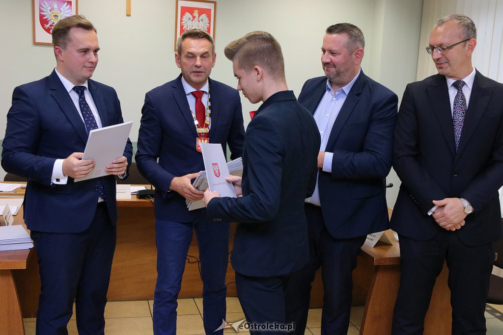 I sesja Młodzieżowej Rady Miasta w Ostrołęce [18.10.2019] - zdjęcie #52 - eOstroleka.pl