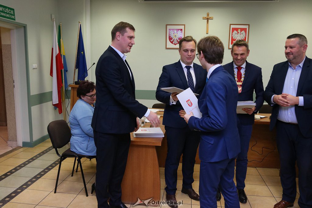 I sesja Młodzieżowej Rady Miasta w Ostrołęce [18.10.2019] - zdjęcie #56 - eOstroleka.pl