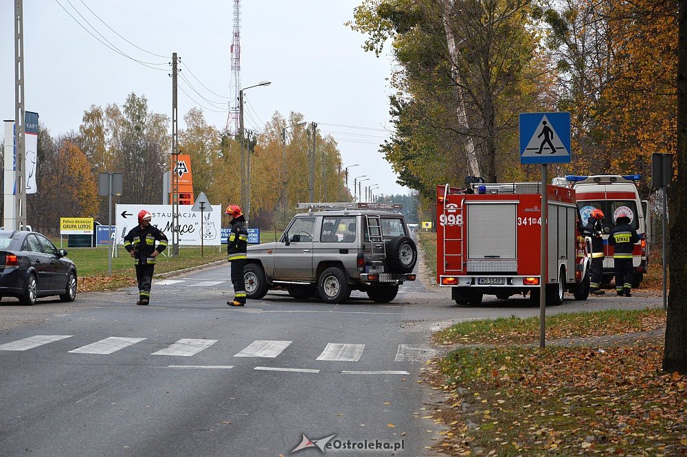 Wypadek na skrzyżowaniu ul. Przemysłowej i Ławskiej [19.10.2019] - zdjęcie #1 - eOstroleka.pl