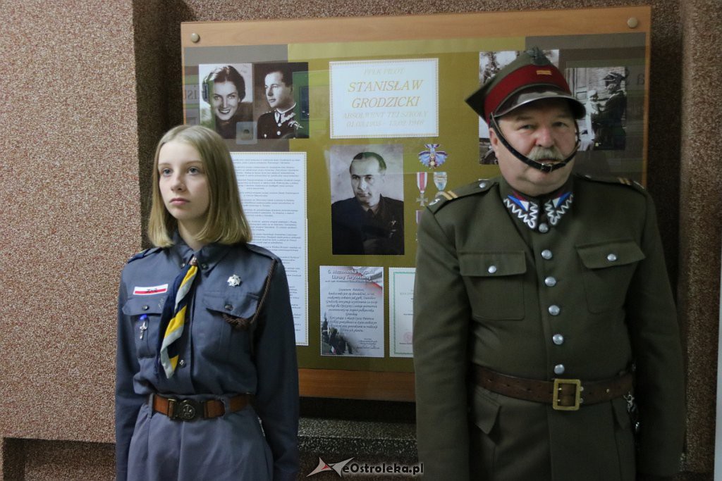 Absolwent-bohater – pułkownik pilot Stanisław Grodzicki ma swoje miejsce w „trójce” [22.10.2019] - zdjęcie #10 - eOstroleka.pl